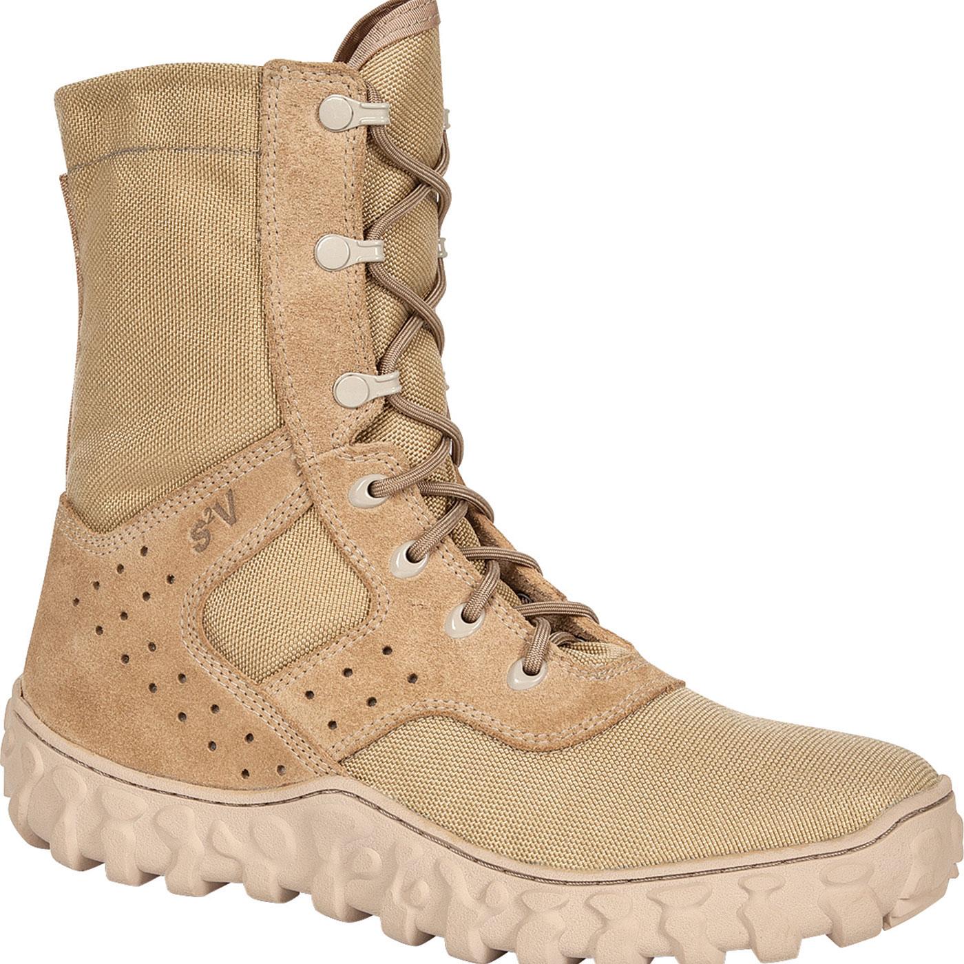 tan jungle combat boots