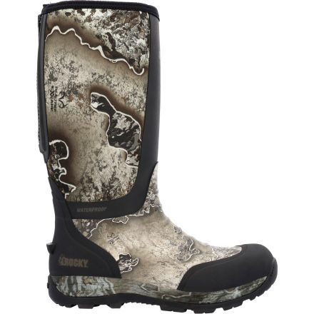 Stryker boot top