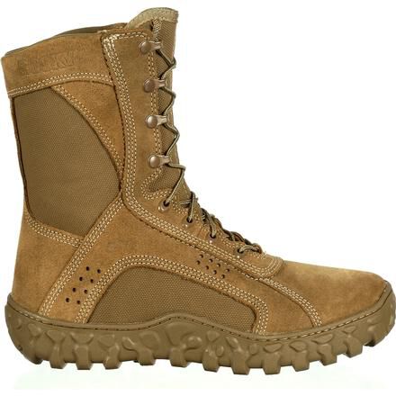 Free coyote online brown boots