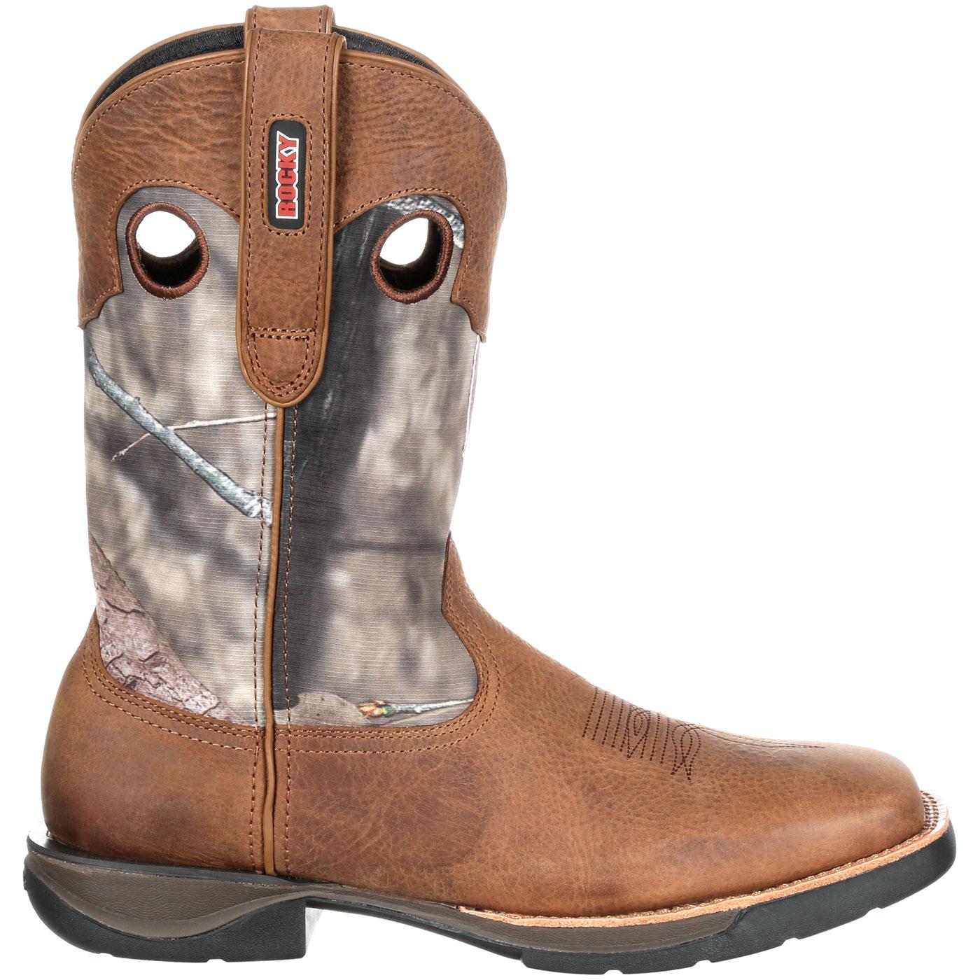 Cowboy Boots: Tyler Beard, Jim Arndt Cowboy Boots: Tyler Beard, Jim Arndt