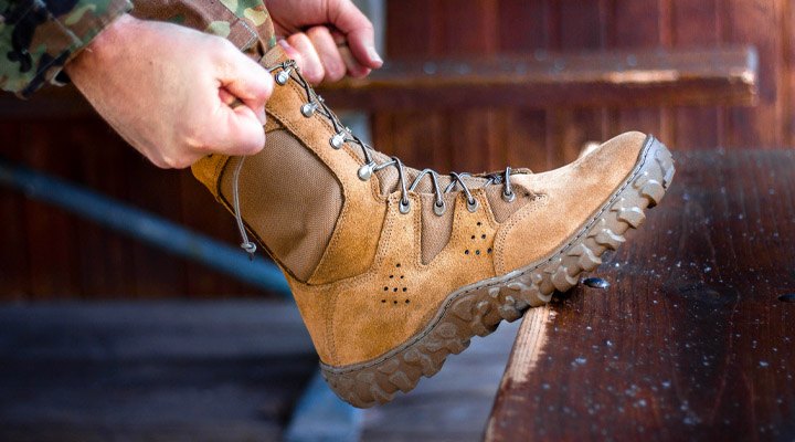 rocky vibram boots